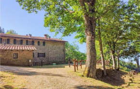 3 Bedroom Beautiful Apartment In Capolona Capolona
